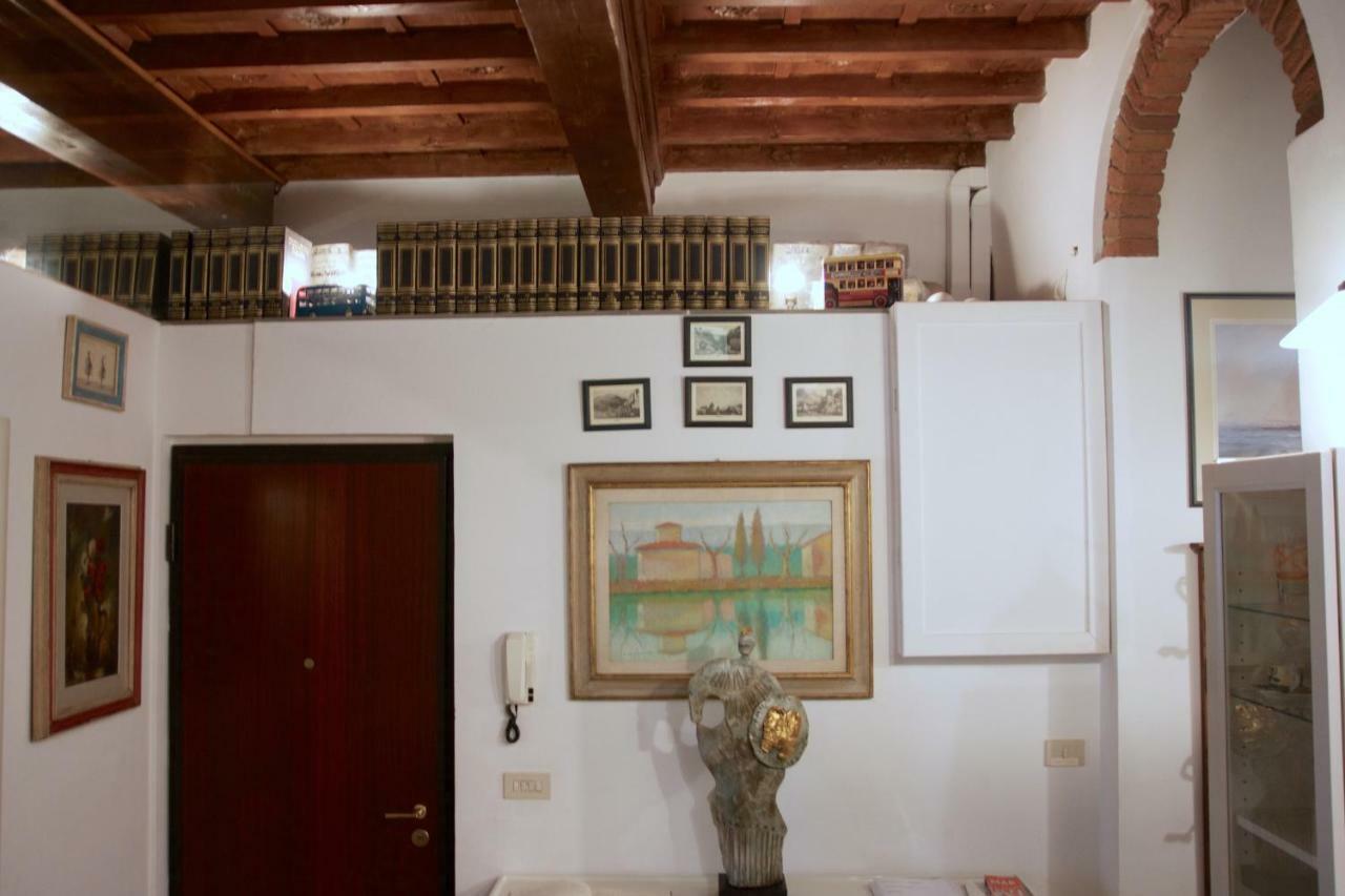 Luxury Central Flat River View Appartement Florence Buitenkant foto