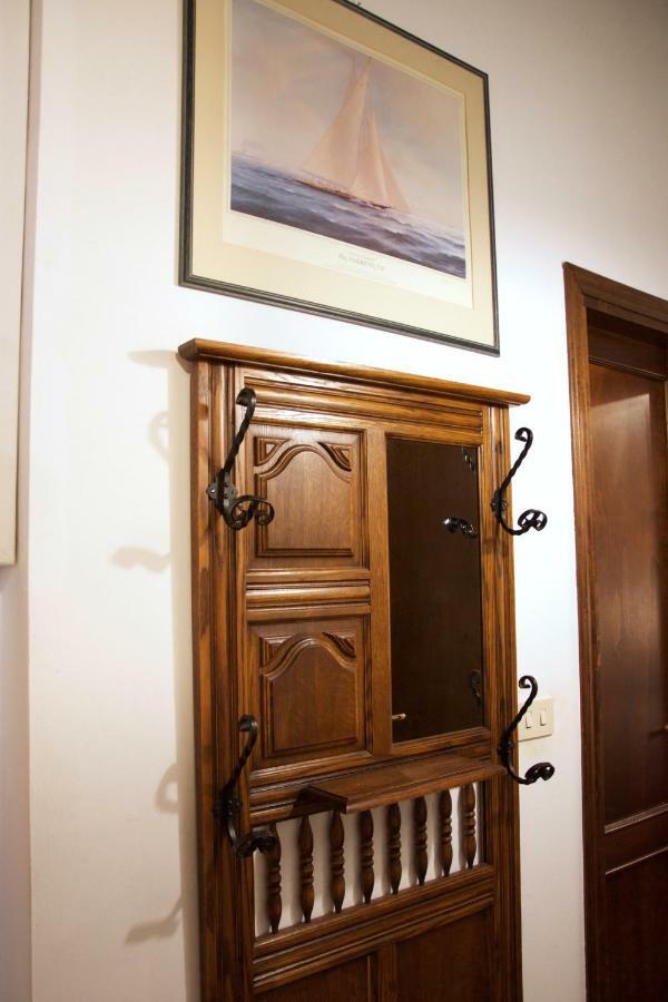 Luxury Central Flat River View Appartement Florence Buitenkant foto